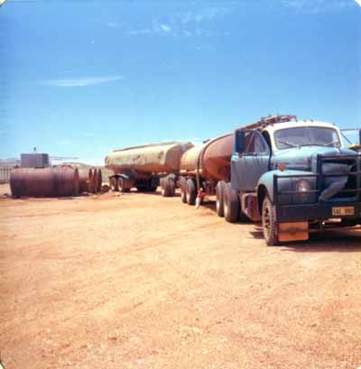 Coober Pedy water cart